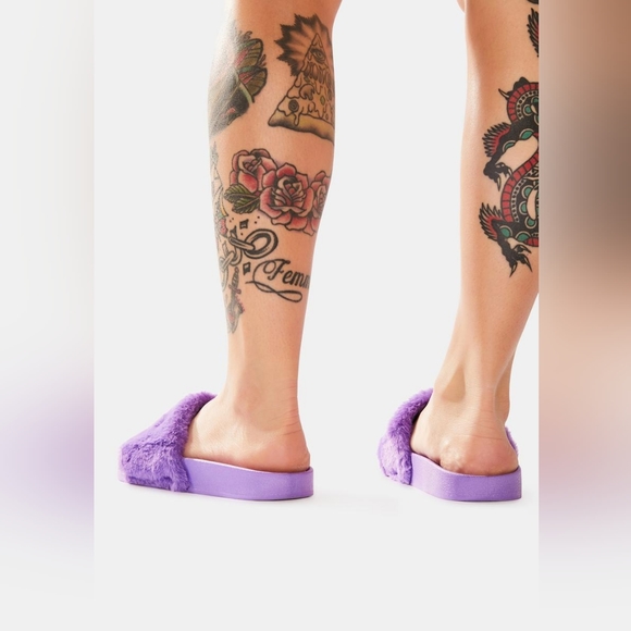 👣BAMBOO Lavender Furry Flatter footwear - Picture 4 of 13